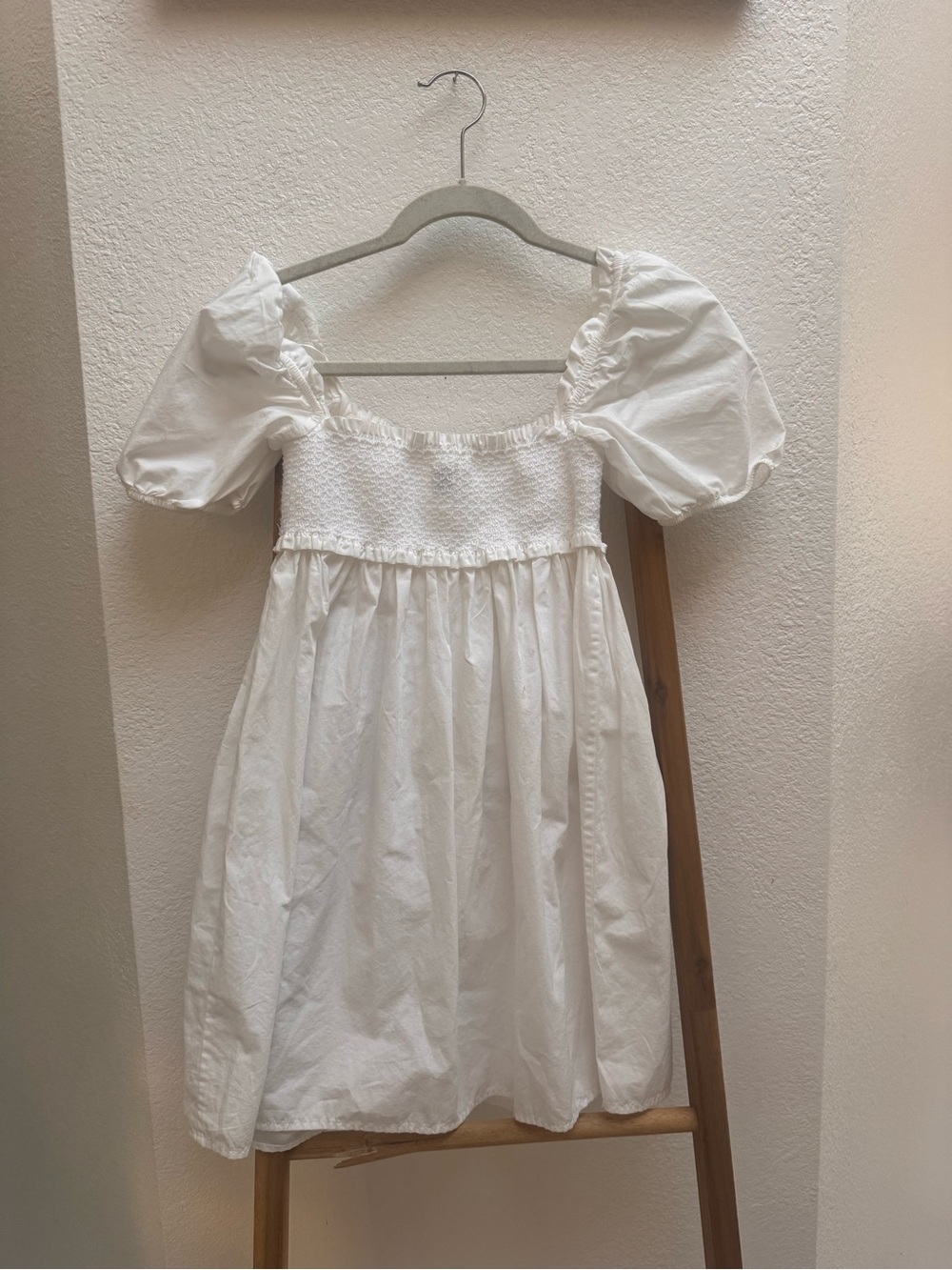 Sundays Best Aritzia Hadley White Smocked Square Neck Puff-Sleeve Baby Doll Mini - Picture 12 of 15